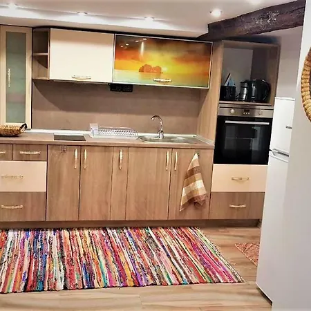 Πανσιόν Arts - Beautiful For 8 Persons